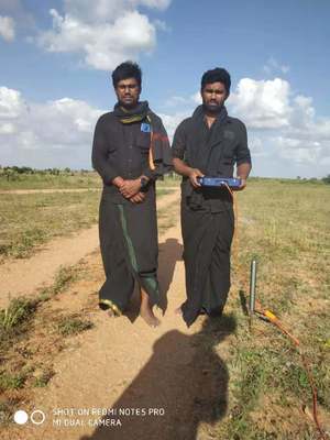 PQWT S500 মাল্টি-ফ্রিকোয়েন্সি উচ্চ নির্ভুলতা সম্পন্ন পোর্টেবল ভূগর্ভস্থ জল সনাক্তকরণ যন্ত্র